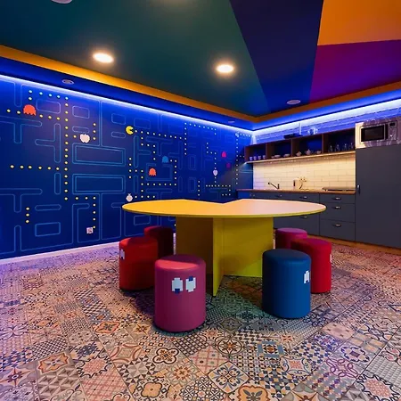 Good Times House Hostel *