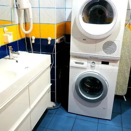 Good Times House ホステル