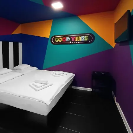 Good Times House Hostel Katoviçe