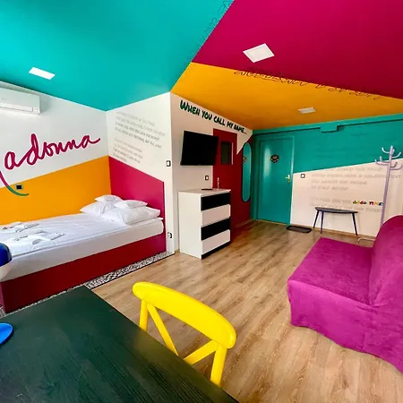 Hostel Good Times House Katoviçe