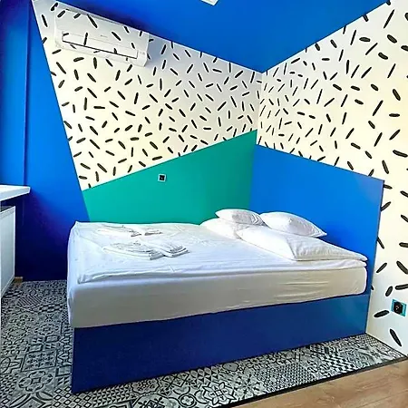Good Times House Hostel *