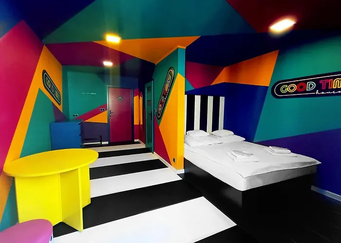 Albergue Good Times House *