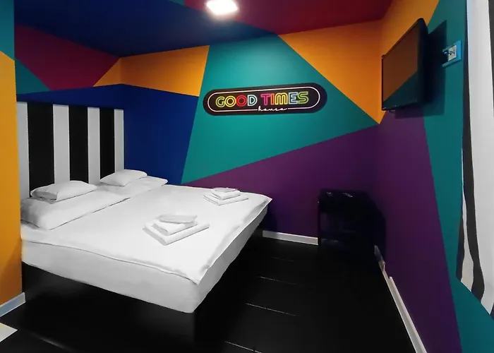 Good Times House Hostel Κατοβίτσε