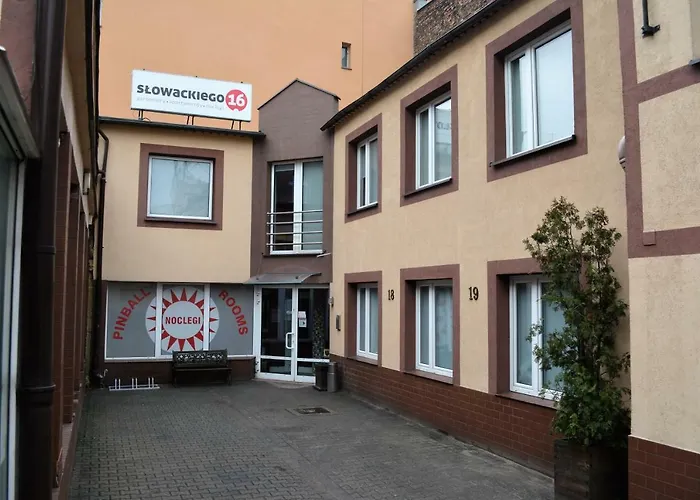 Good Times House Hostel *